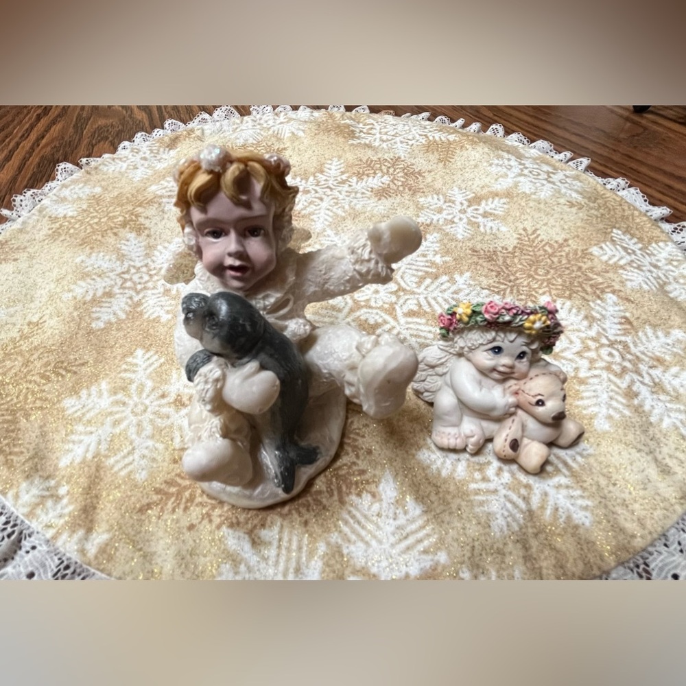 Angel Figurines Snow Angel & Dreamsciles Angel w/Teddy Bear in great condition